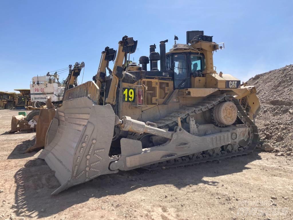 CAT D 11 T Pásové dozery