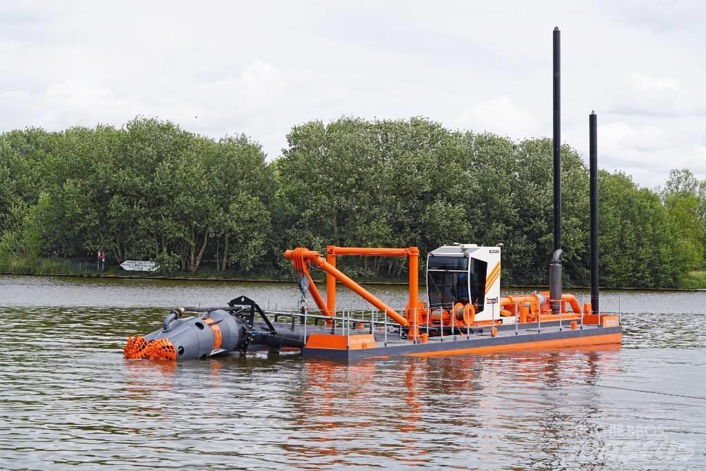 Bell Cutter Dredger Pracovní lodě, bárky a pontony