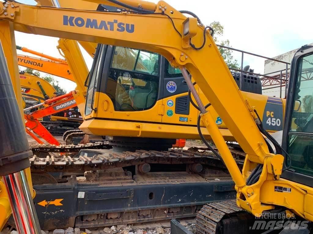 Komatsu PC 450 Pásová rýpadla