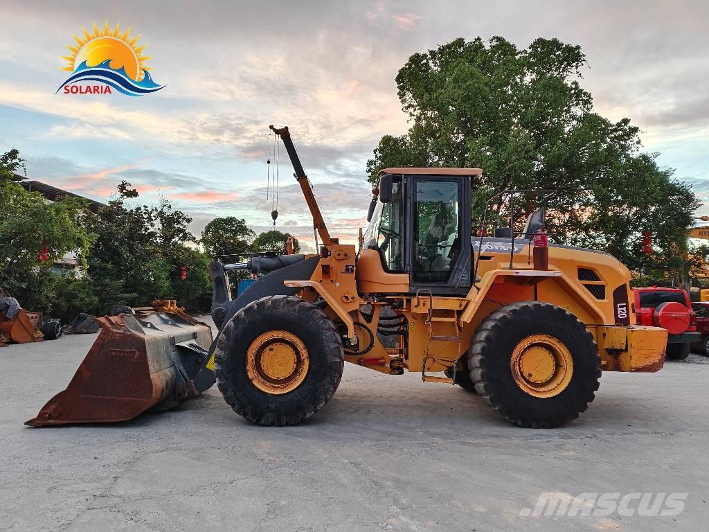 Volvo L 120 Kolové nakladače