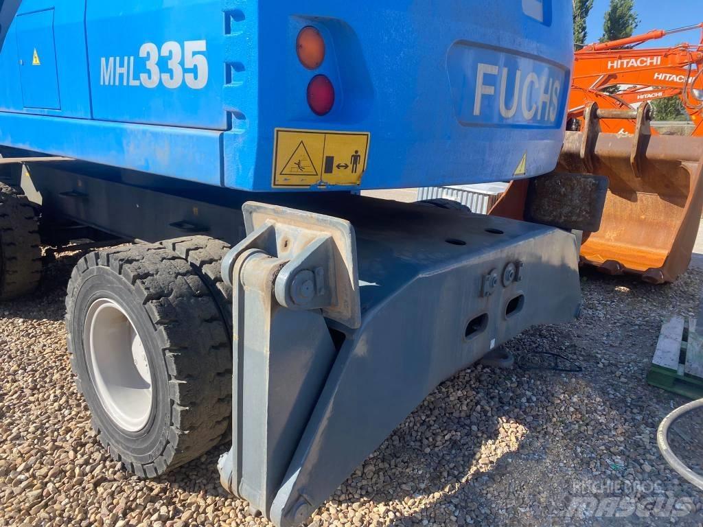 Fuchs MHL 335 Stroje pro manipulaci s odpadem