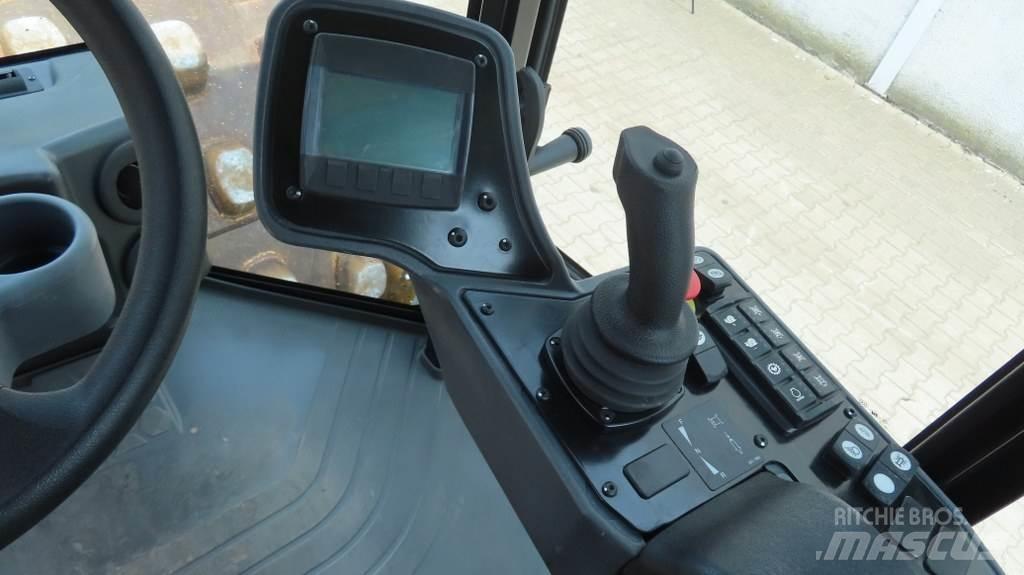 CAT CS74B Tahačové válce