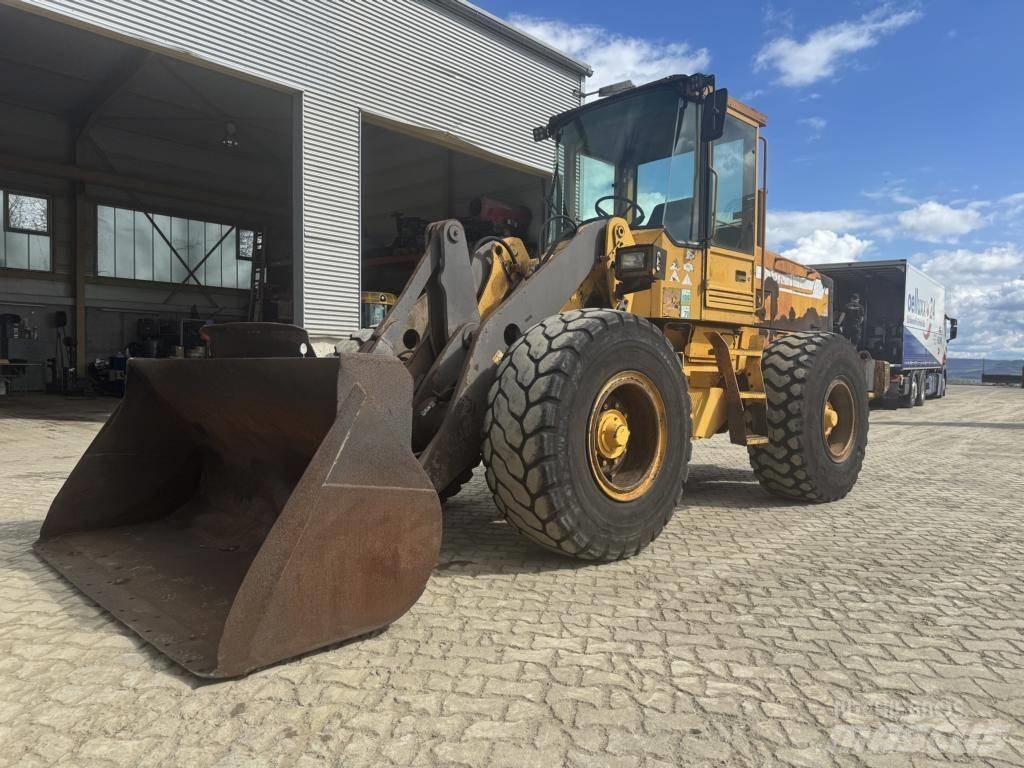 Volvo L 70 C Kolové nakladače