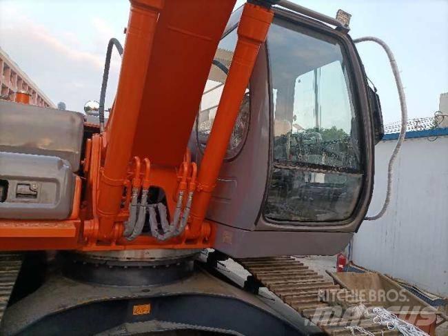 Hitachi Zaxis 200 LC Pásová rýpadla