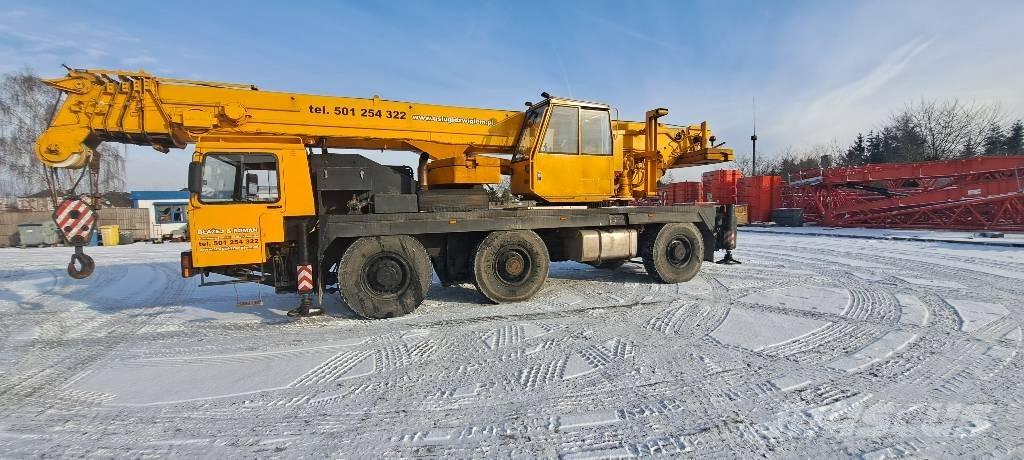 Liebherr LTM 1050 Univerzální terénní jeřáby