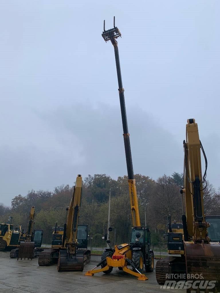 JCB 540-140 Teleskopické manipulátory