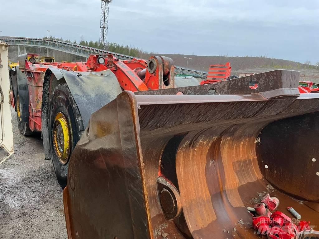 Sandvik LH 514 Podzemní nakladače