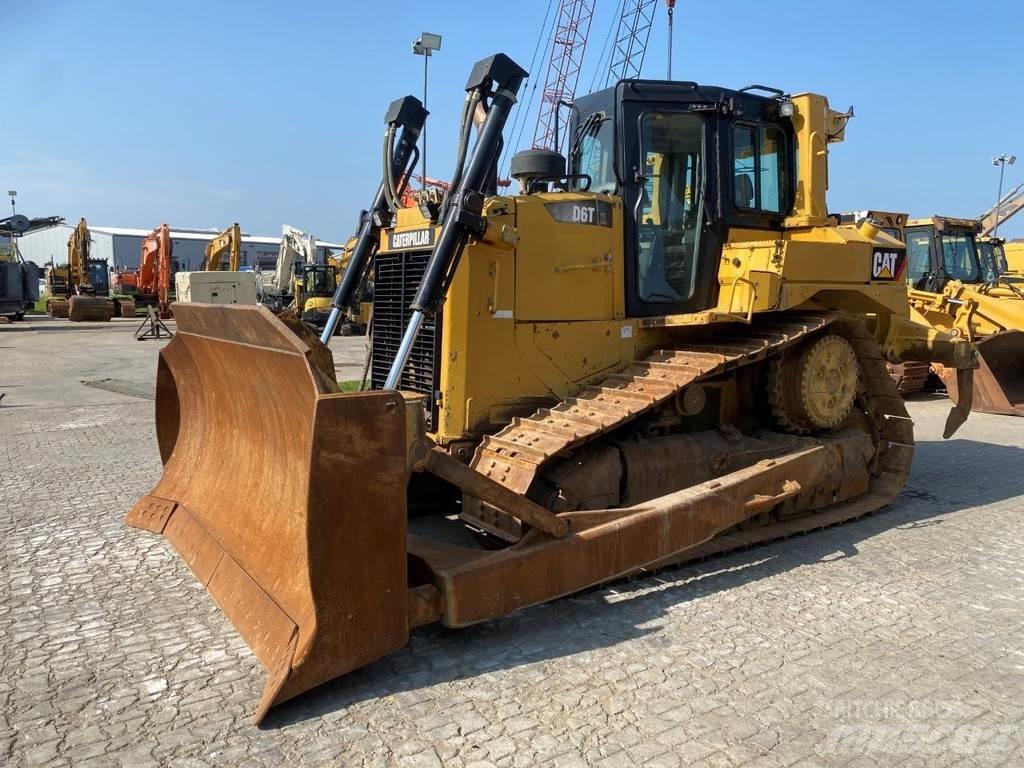 CAT D6T NVT Pásové dozery