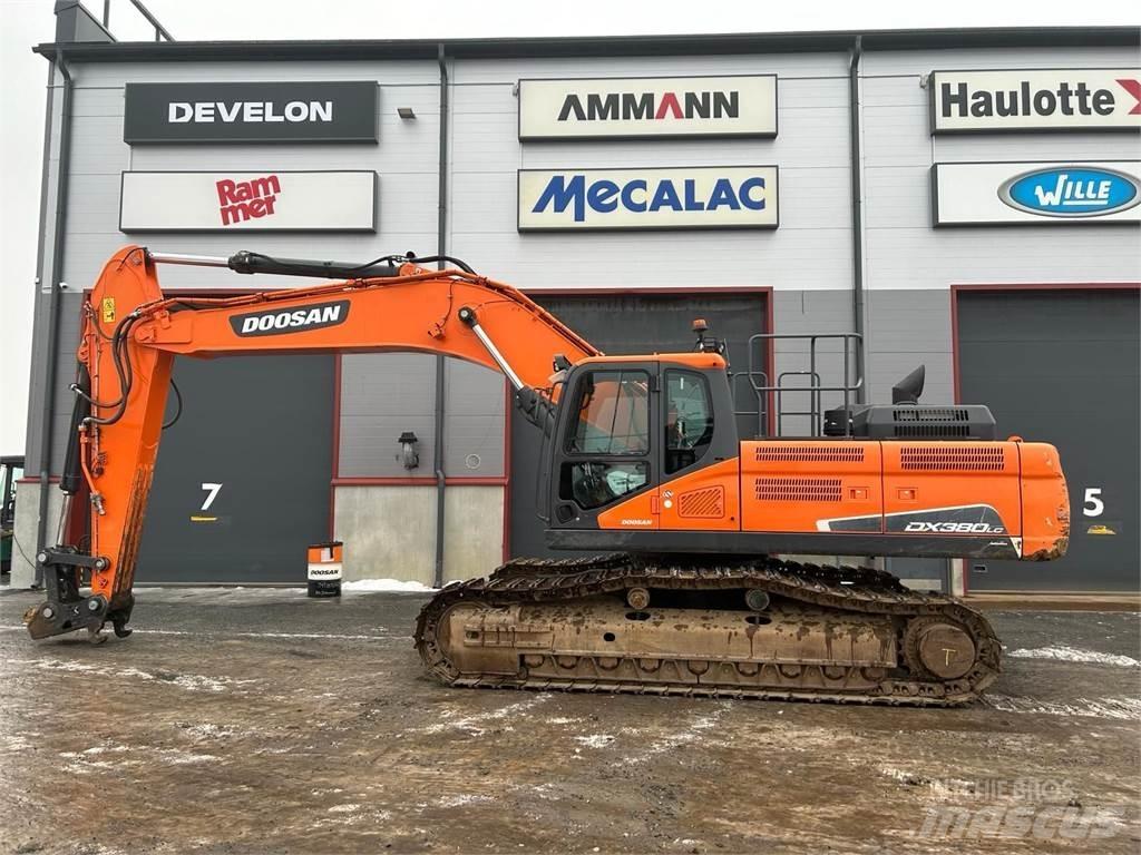 Doosan DX380LC-5 Pásová rýpadla