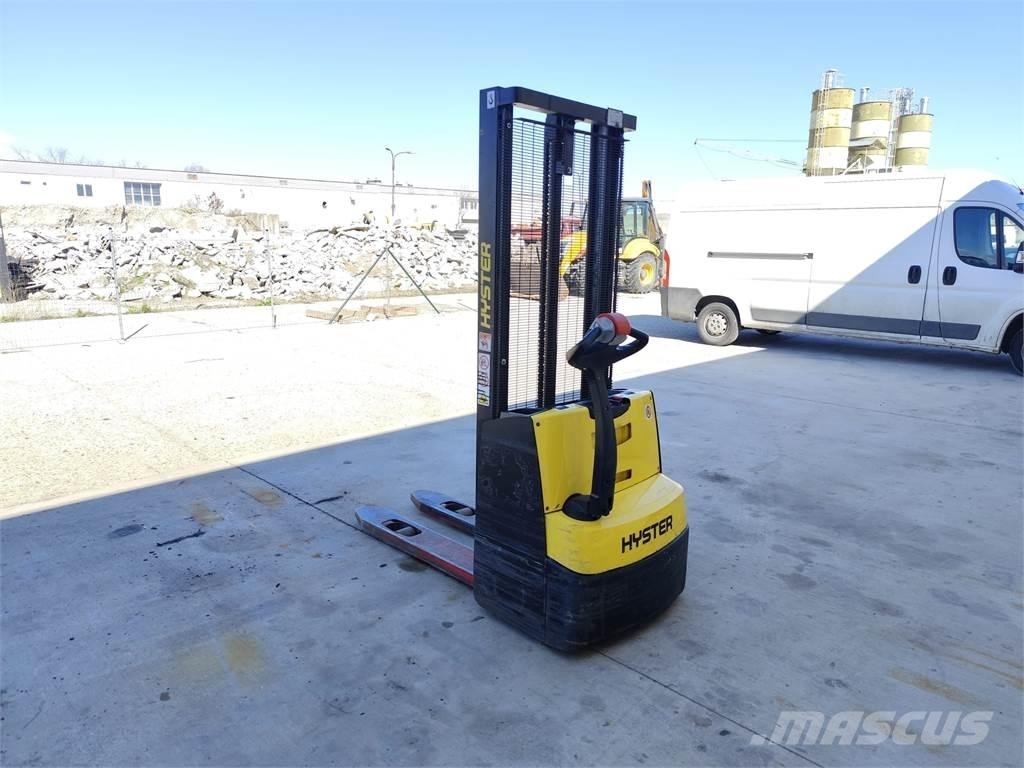 Hyster S1.0E Samohybné vozíky