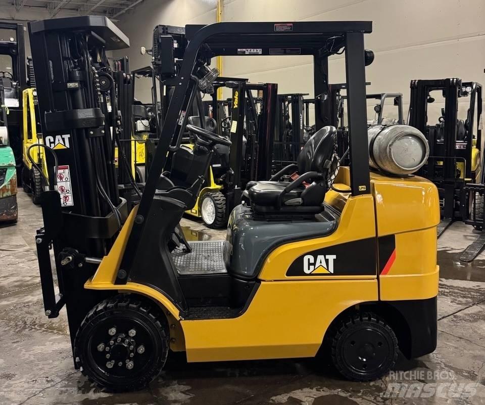 CAT 2C 6000 Další