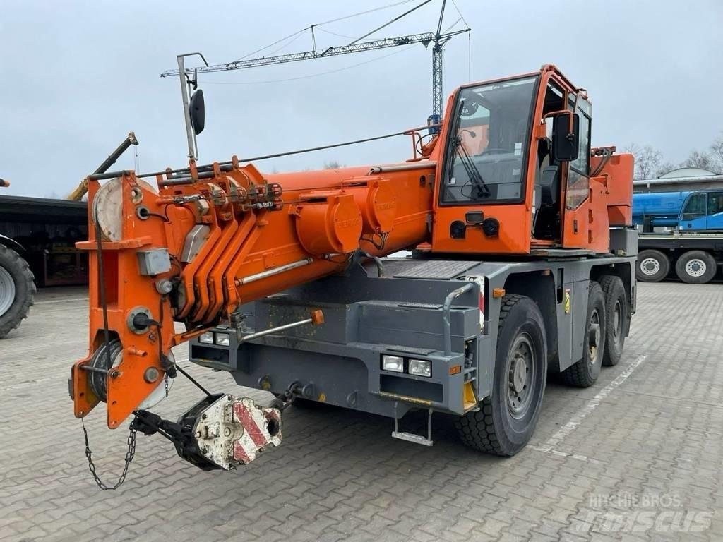 Demag AC 40-1 City Univerzální terénní jeřáby