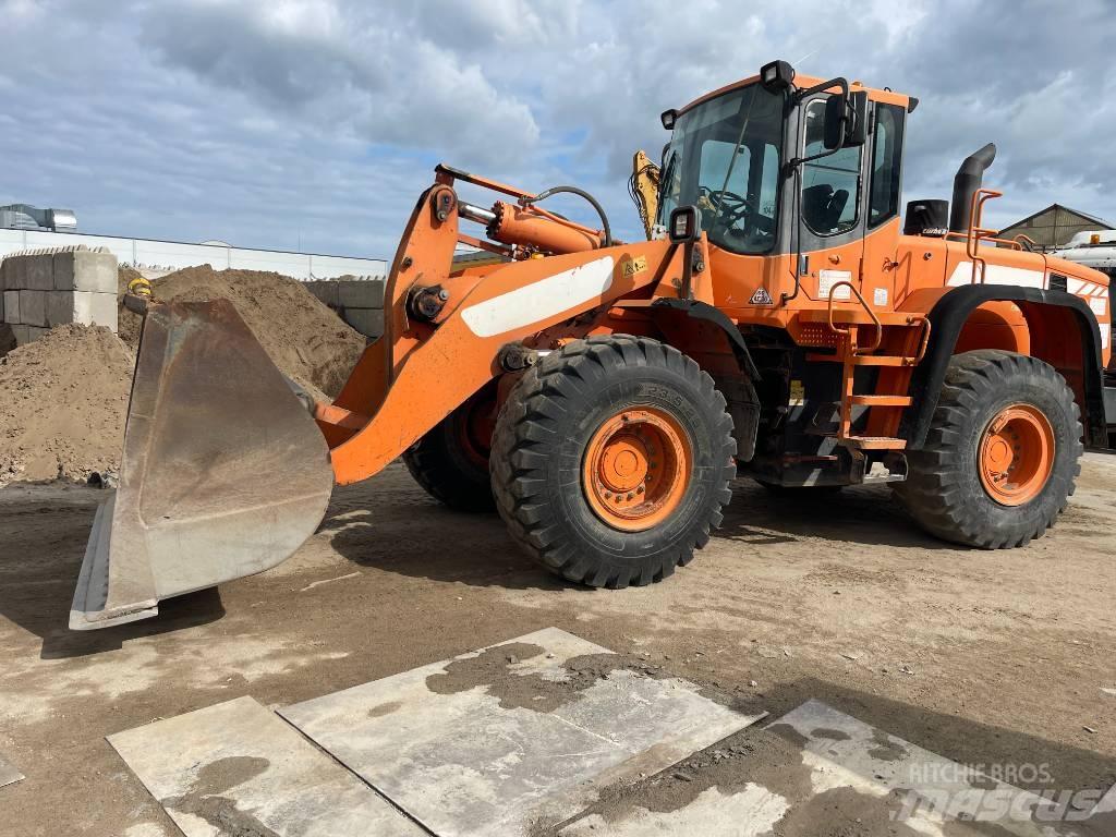 Doosan DL 350 Kolové nakladače