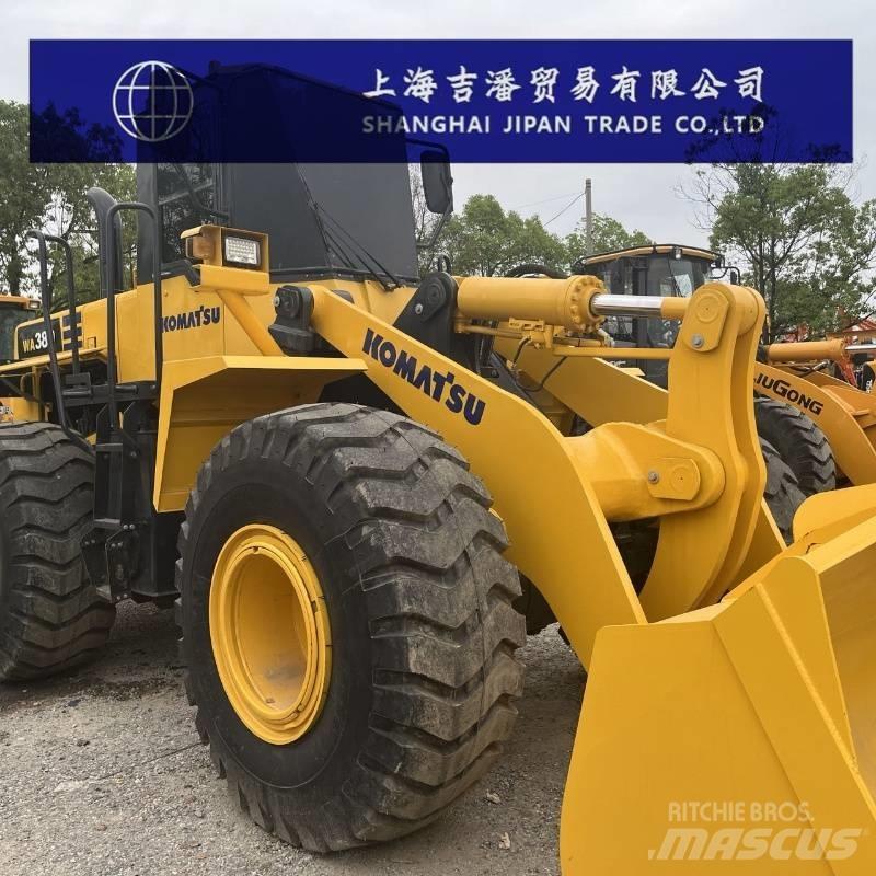 Komatsu WA 380 Kolové nakladače