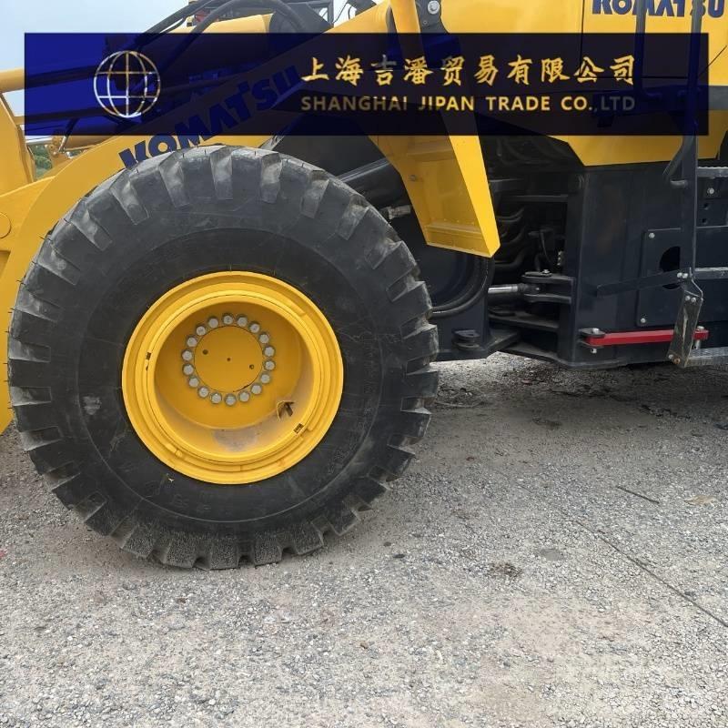 Komatsu WA 380 Kolové nakladače