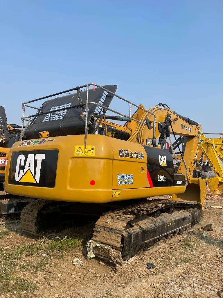 CAT 329D2 Midi rýpadla 7t - 12t