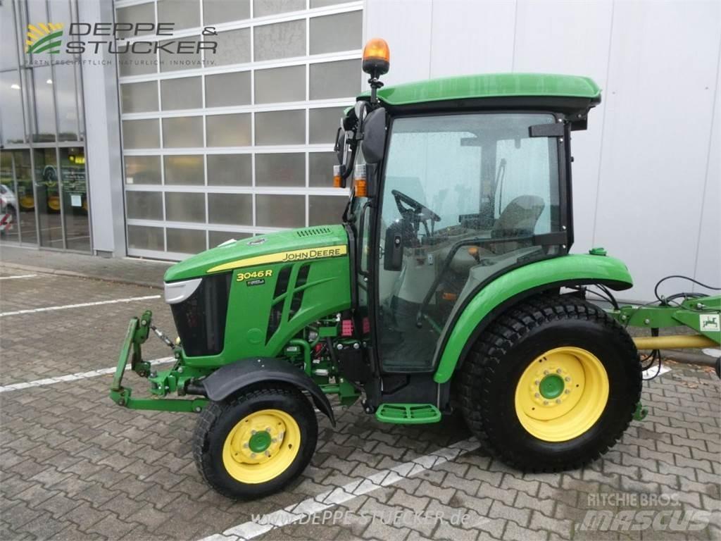 John Deere 3046R Kompaktní traktory