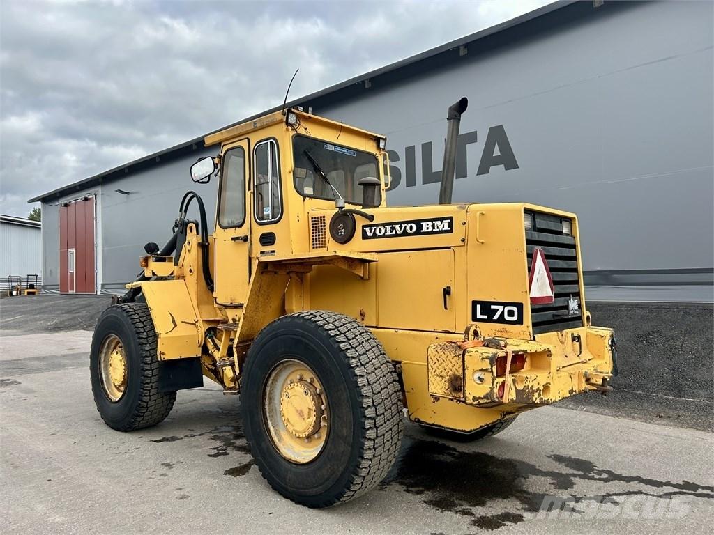 Volvo L 70 Kolové nakladače