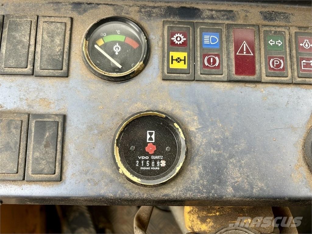 Volvo L 70 Kolové nakladače