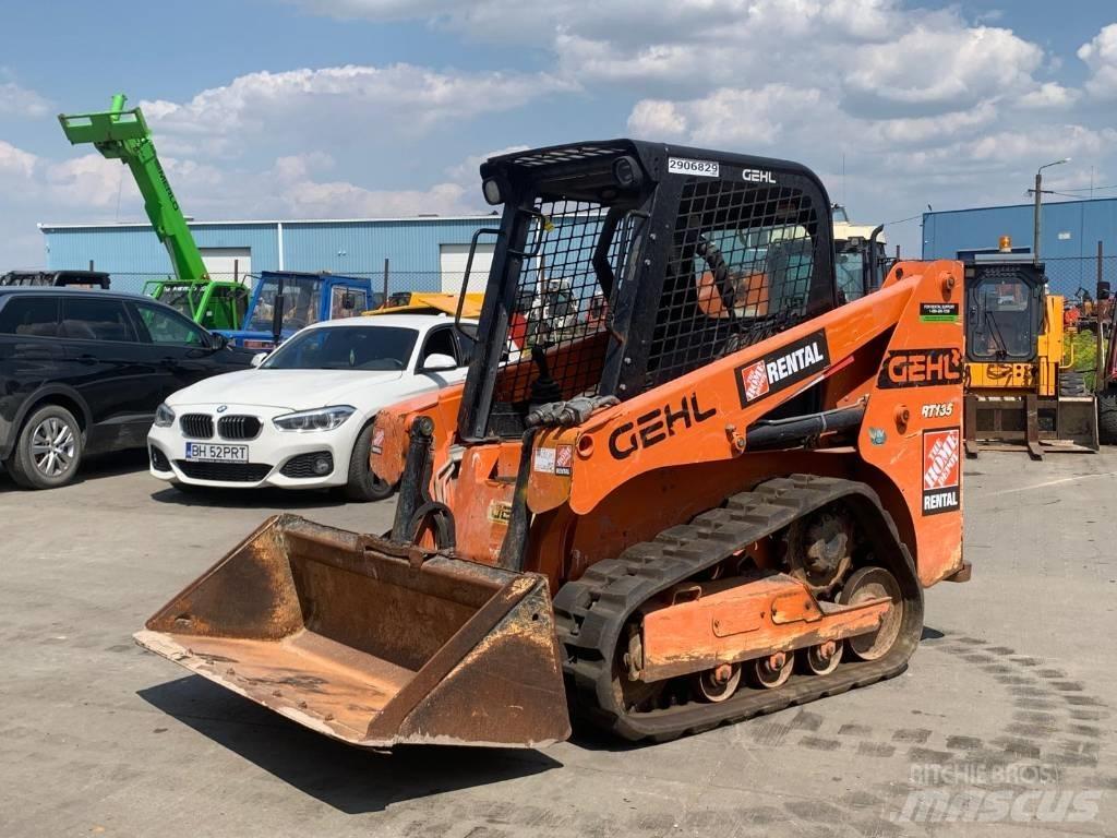 Gehl RT135 Mininakladače