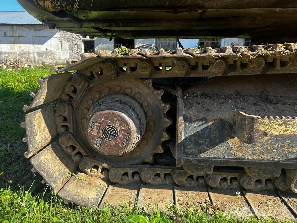 JCB JS 220 Plus Pásová rýpadla