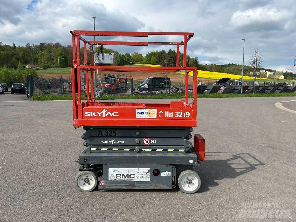 SkyJack SJ III 3219 Nůžková zvedací plošina