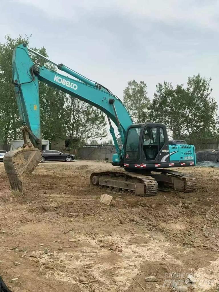 Kobelco SK200 Pásová rýpadla