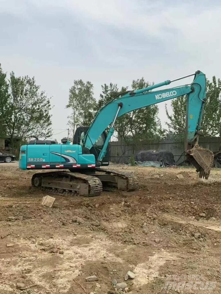 Kobelco SK200 Pásová rýpadla