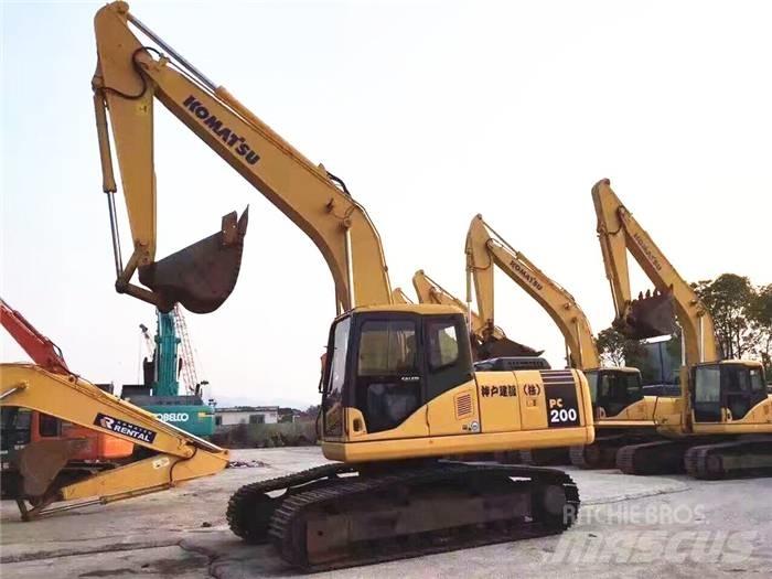 Komatsu PC 200-7 Pásová rýpadla