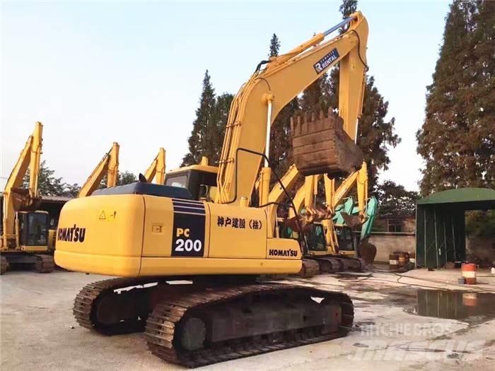 Komatsu PC 200-7 Pásová rýpadla