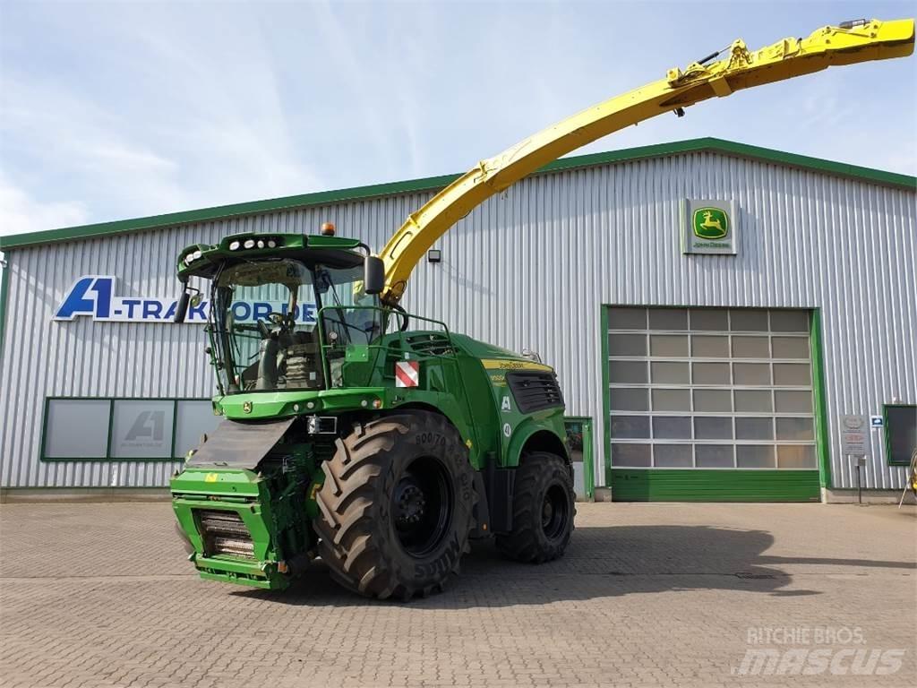 John Deere 9900 Sklízecí řezačka
