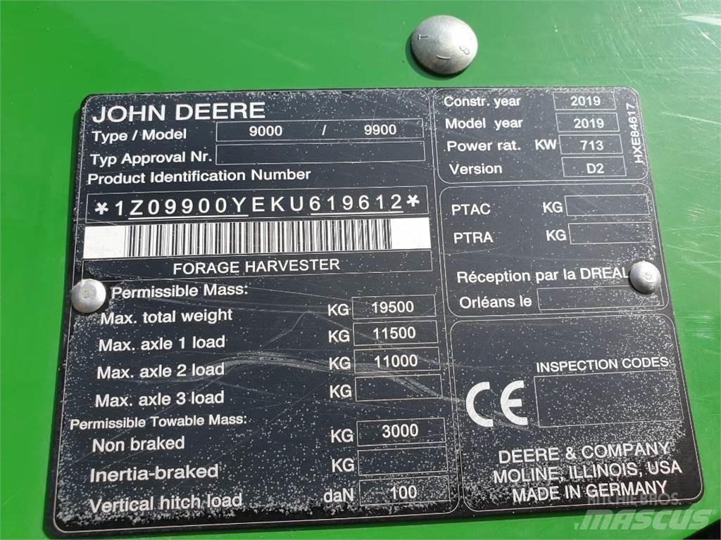 John Deere 9900 Sklízecí řezačka