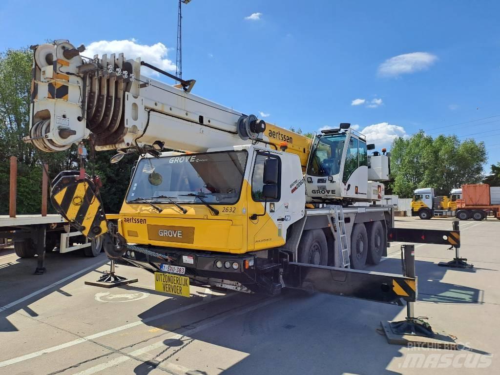 Grove GMK3060 Univerzální terénní jeřáby