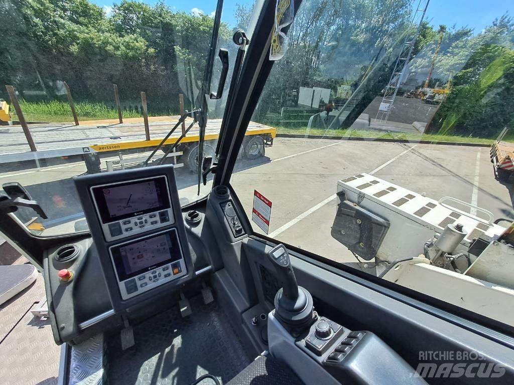 Grove GMK3060 Univerzální terénní jeřáby