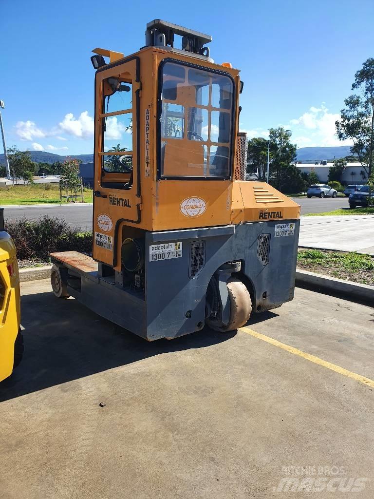 Combilift C3000 Vysokozdvižný vozík s bočním ložením