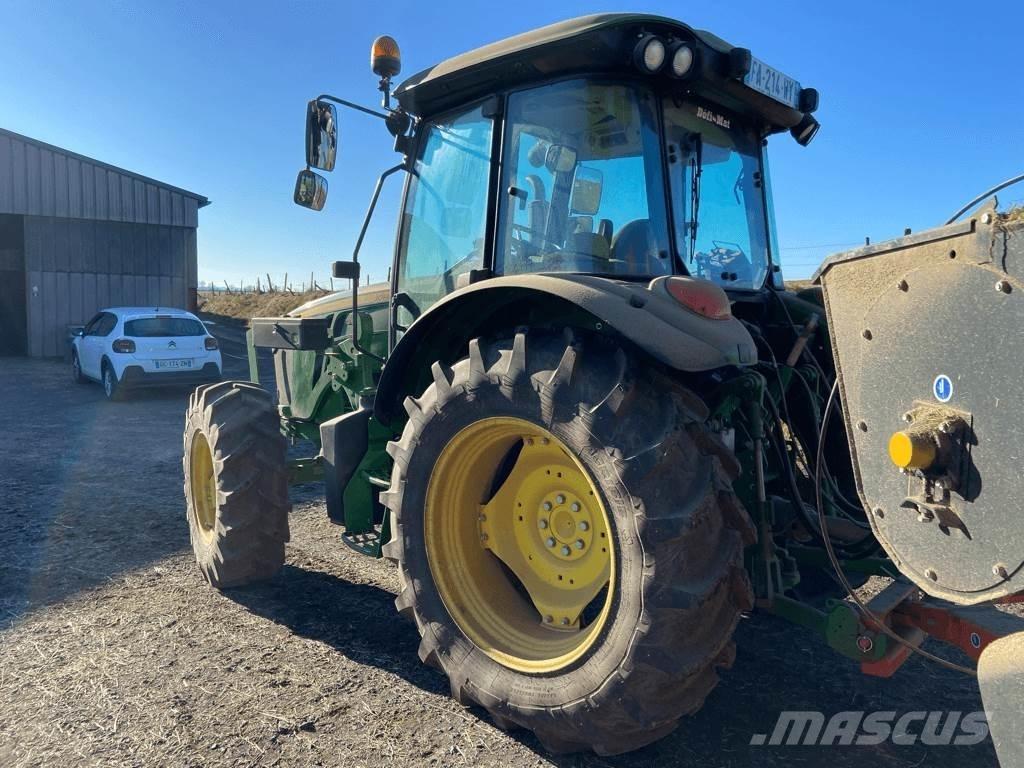 John Deere 5075M Traktory