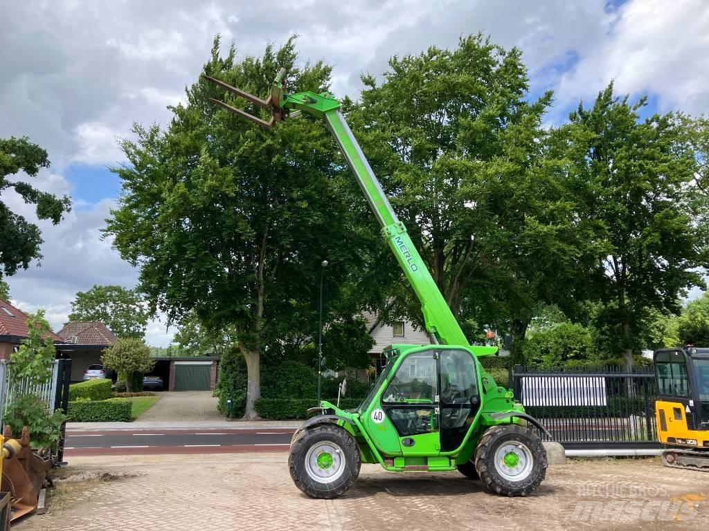 Merlo P 32.6 Teleskopické manipulátory