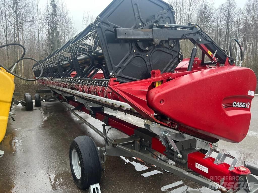 Case IH 3050 Kombajnové hlavice