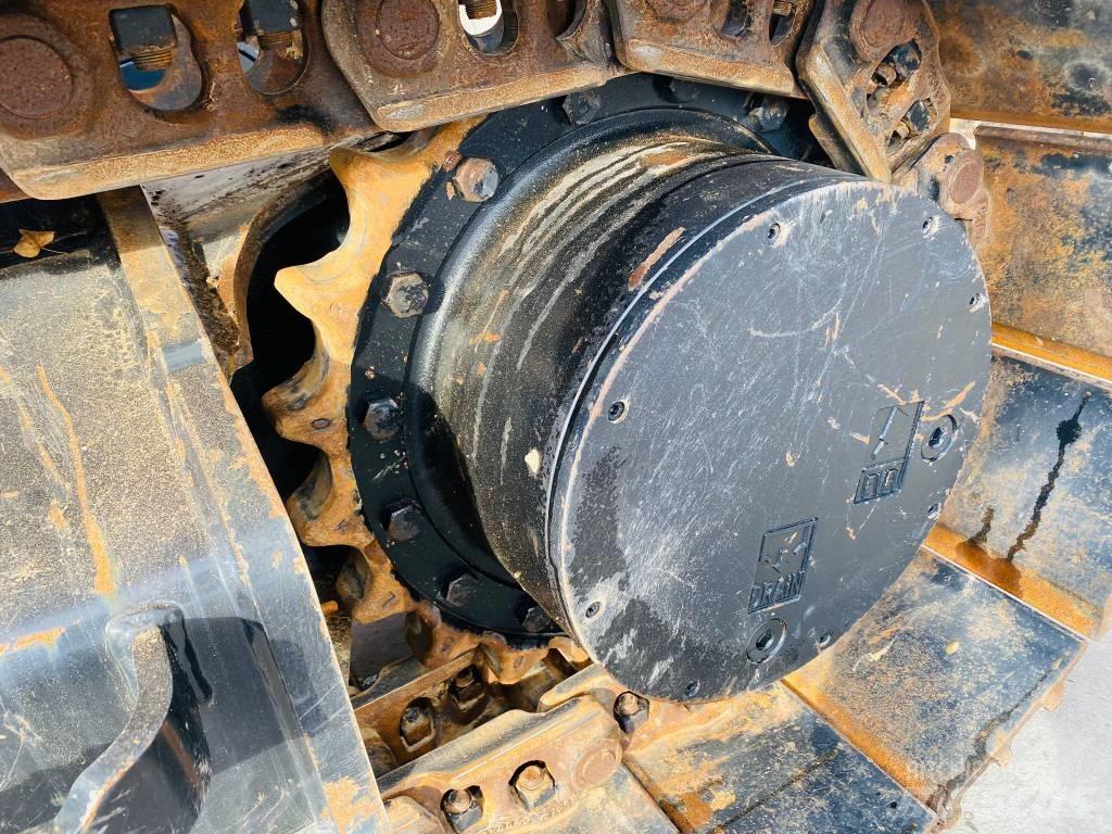 CAT 325 Pásová rýpadla