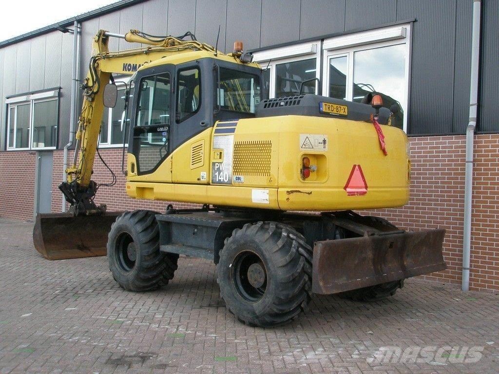 Komatsu PW140-7 Kolová rýpadla