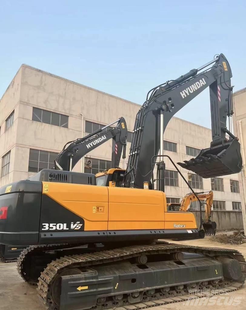 Hyundai 350 L VS Pásová rýpadla