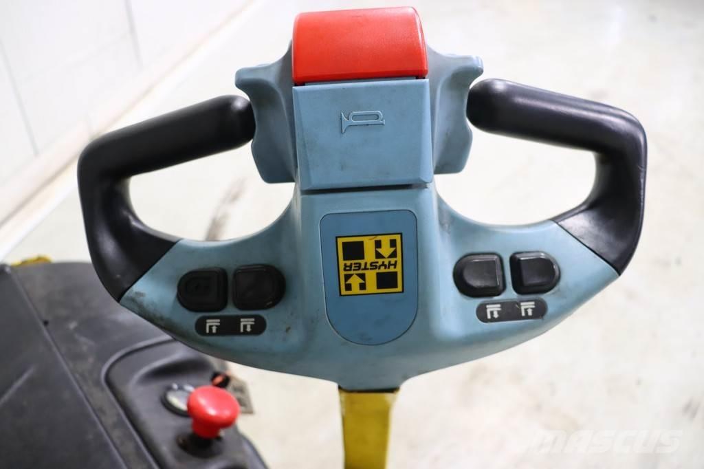 Hyster S1.0 AC Ručně vedené vysokozdvižné vozíky