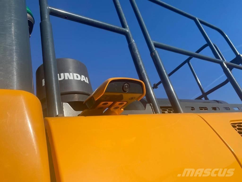 Hyundai HX220L Pásová rýpadla