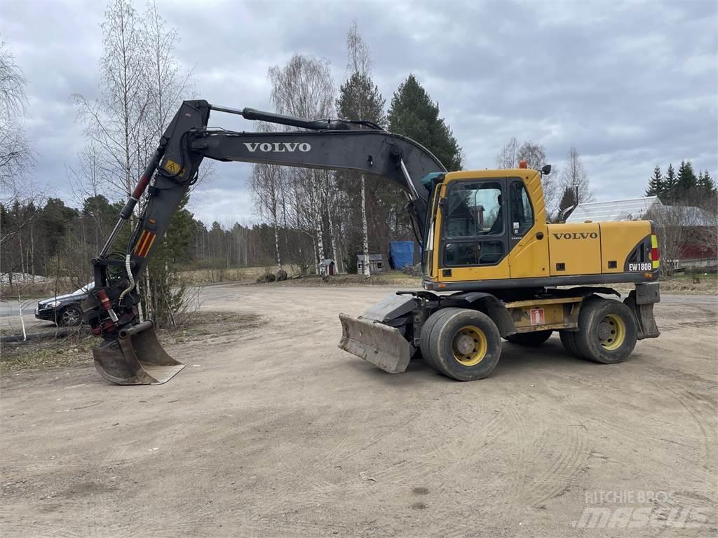 Volvo EW 180 B Kolová rýpadla