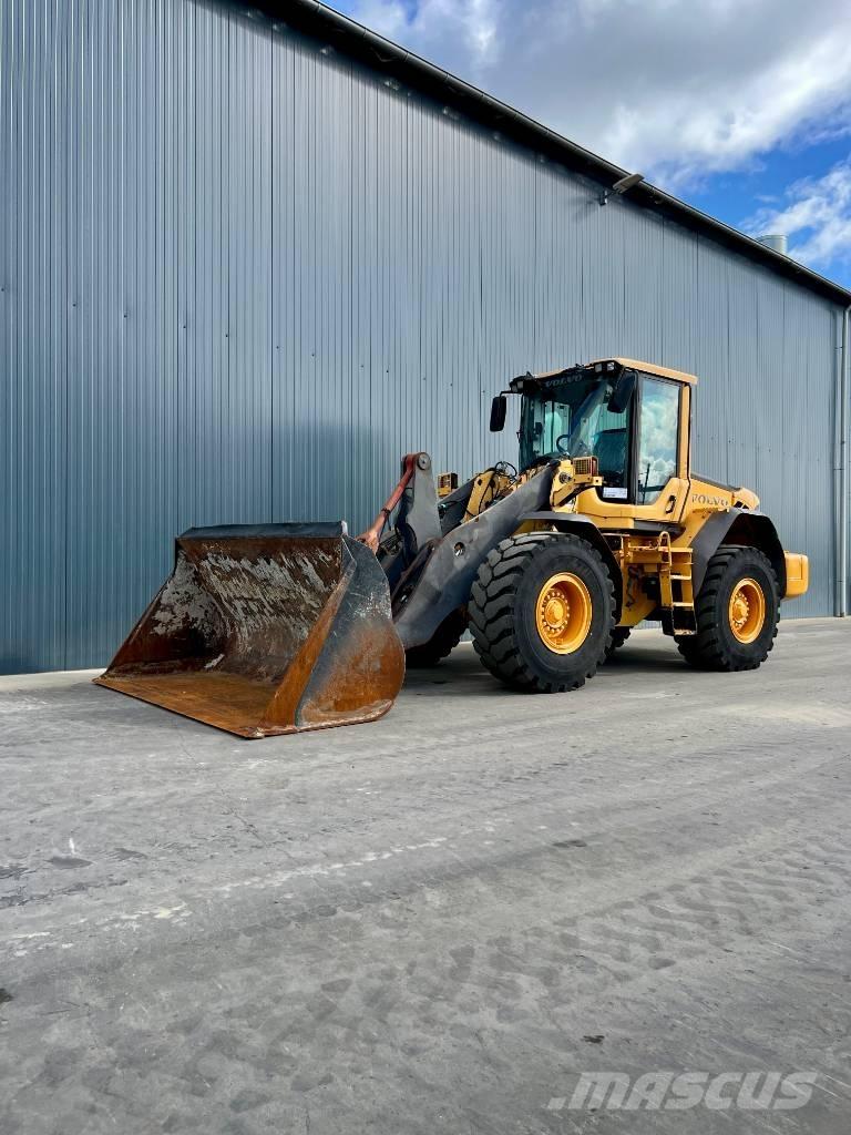 Volvo L90F Kolové nakladače
