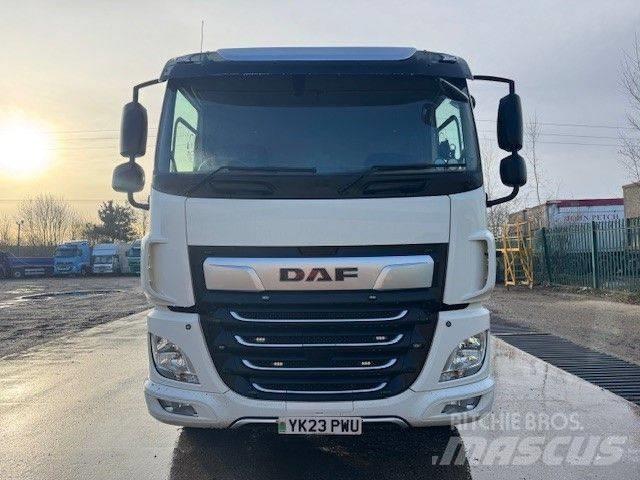 DAF CF 450 Valník s navijákem