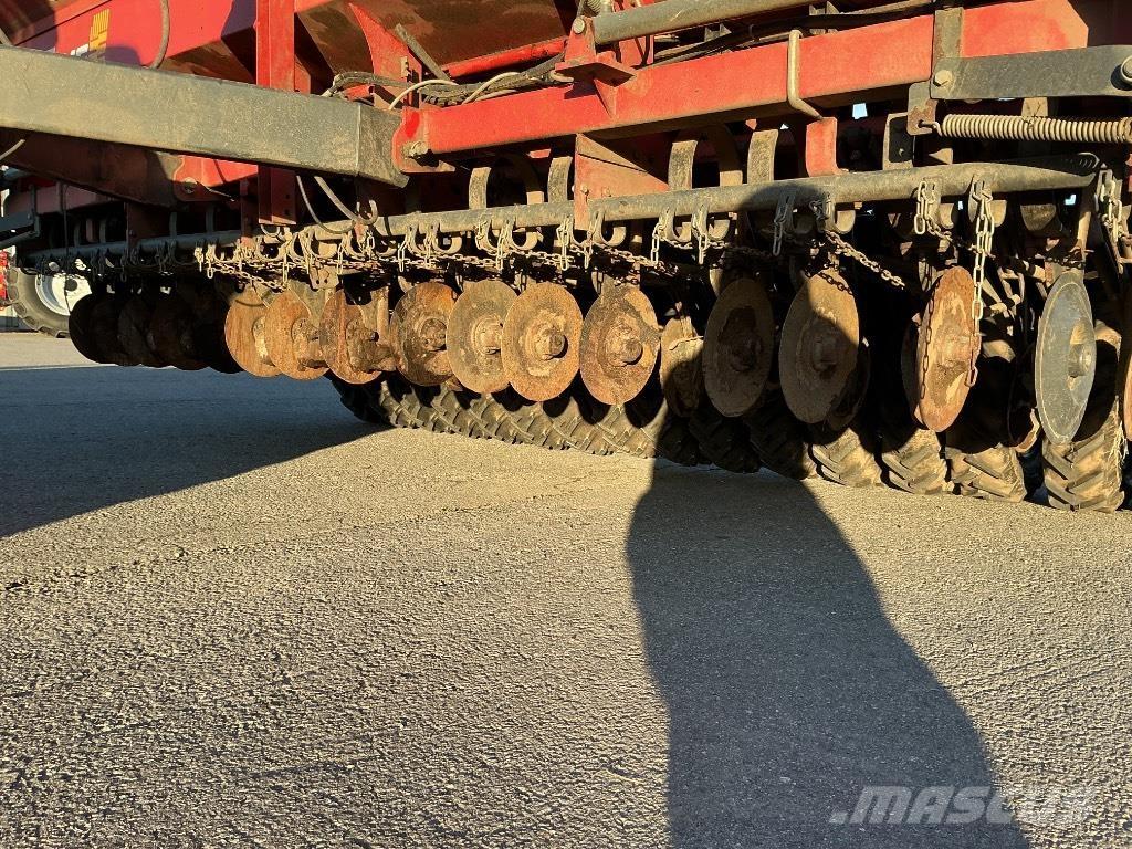 Tume JC 4000 Star Kombinované secí stroje