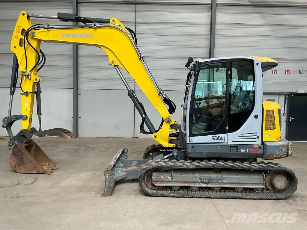 Neuson ET 90 Midi rýpadla 7t - 12t