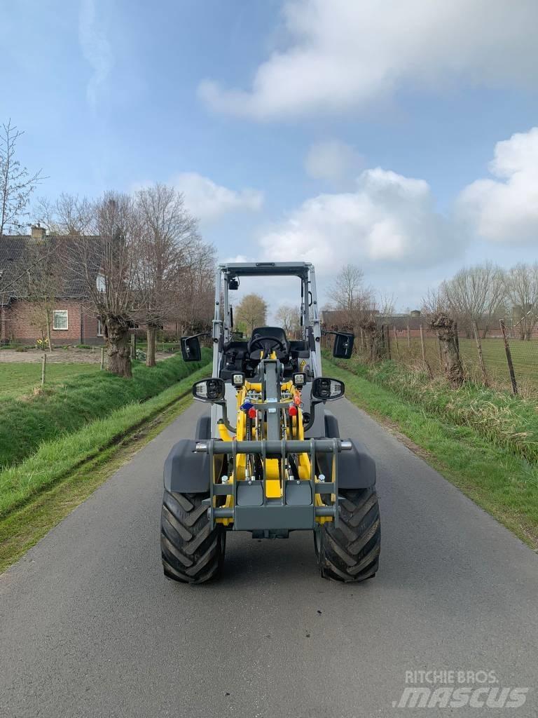 Wacker Neuson WL28 Kolové nakladače
