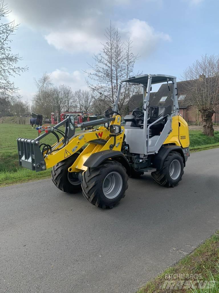 Wacker Neuson WL28 Kolové nakladače